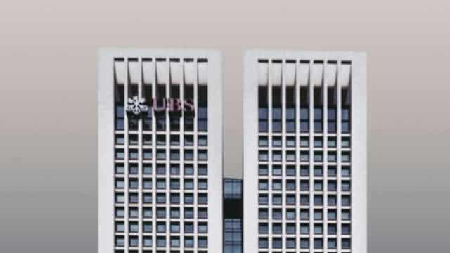 UBS Sees Unpredictable Economic Path Forward