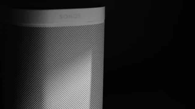 Sonos' Q3 Earnings Meet Estimates, Revenues Beat, Stock Up