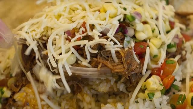 Chipotle's Loyalty Base Reaches 20M: Will It Drive Sales Recovery?