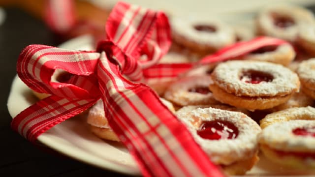 Mondelez International, Stride, Varonis Systems And Other Big Stocks Moving Lower In Wednesday's Pre-Market Session