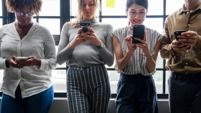 SBA Communications (SBAC) Tops Q3 FFO and Revenue Estimates