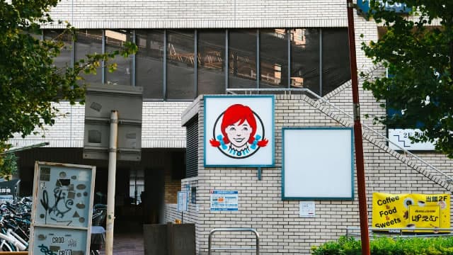 Wendy's Analysts Cut Their Forecasts After Q3 Results