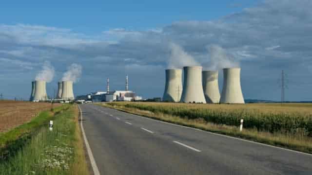 Nuclear power is the answer to power AI data centers, says Nano Nuclear's Rick Perry
