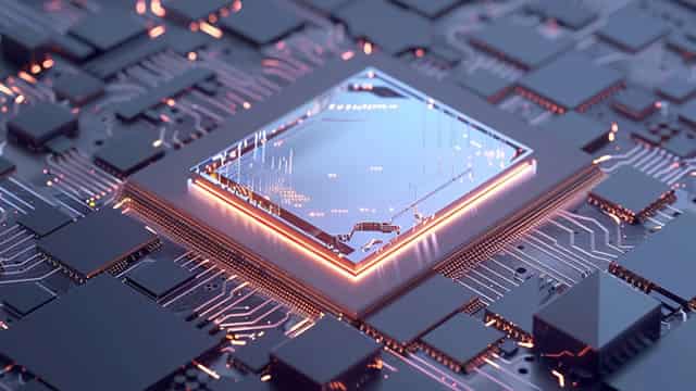 Investors Heavily Search QUALCOMM Incorporated (QCOM): Here is What You Need to Know