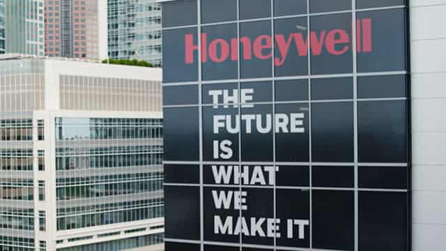 Honeywell: Good Execution, Secular Growth Exposure, And Strategic M&As To Drive Upside