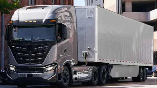 Troubled electric vehicle maker Nikola files for bankruptcy protection