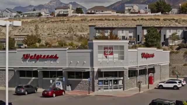 Kourtney Kardashian, Walgreens, more eyeing bankrupt Rite Aid's assets: report