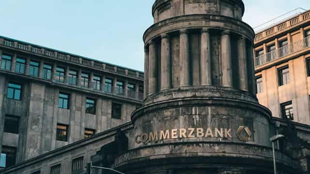 Jefferies holds 5.3% stake in Commerzbank through derivatives