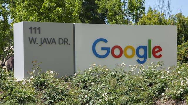 GOOGL's $3T Valuation & Gemini's A.I. "Momentum"
