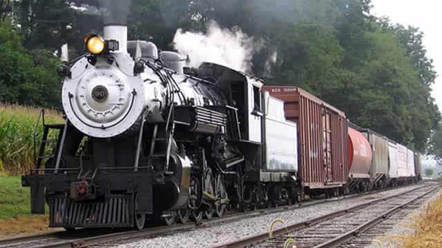 Union Pacific's Q1 Earnings and Revenues Lag Estimates