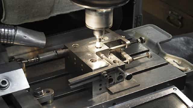 Lincoln Electric (LECO) Q1 Earnings: Taking a Look at Key Metrics Versus Estimates