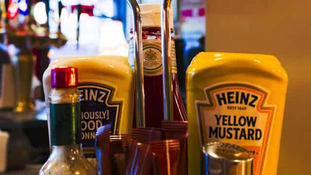 Kraft Heinz is trying to keep its prices competitive. Some analysts don't think it will be enough.