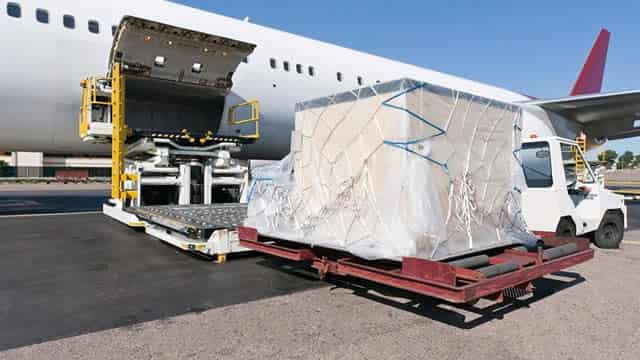 Analysts Estimate XPO (XPO) to Report a Decline in Earnings: What to Look Out for