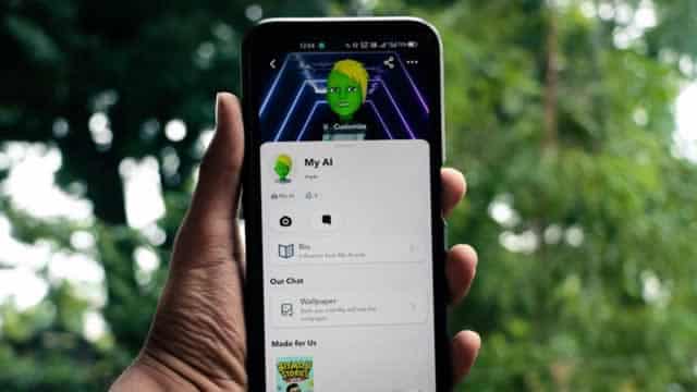 Snap Inc. (SNAP) Is a Trending Stock: Facts to Know Before Betting on It