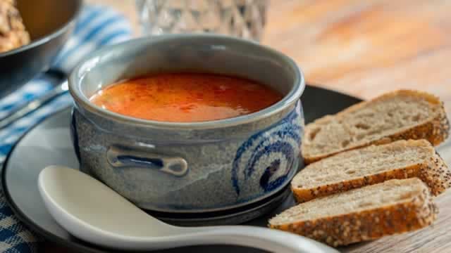 Campbell's Q4 Earnings Beat Estimates, Organic Sales Drop 3% Y/Y