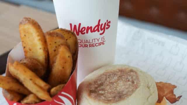 Wendy's (WEN) Q3 Earnings: How Key Metrics Compare to Wall Street Estimates