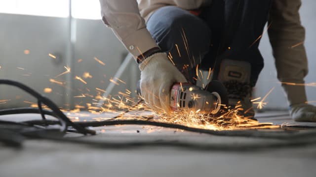 Is Armstrong World Industries (AWI) Stock Outpacing Its Construction Peers This Year?