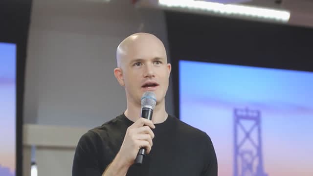Is Trending Stock Coinbase Global, Inc. (COIN) a Buy Now?