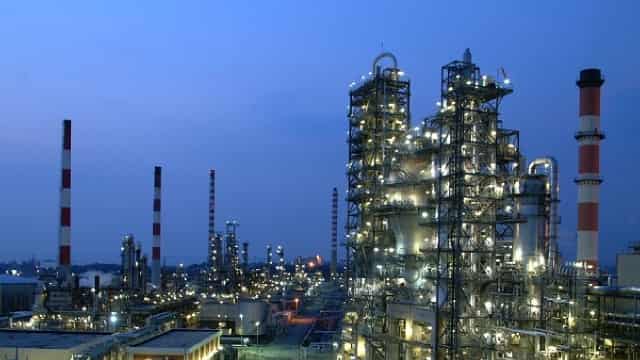 California Resources Corporation (CRC) Earnings Expected to Grow: Should You Buy?