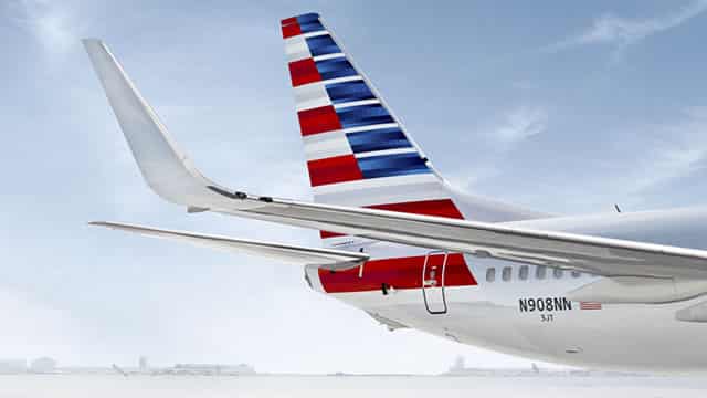 Should You Buy American Airlines Shares Ahead of its Q4 Earnings?