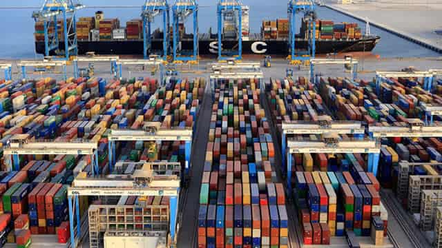 Global Ship Lease: A Contrarian Bet On The World Trade Volumes