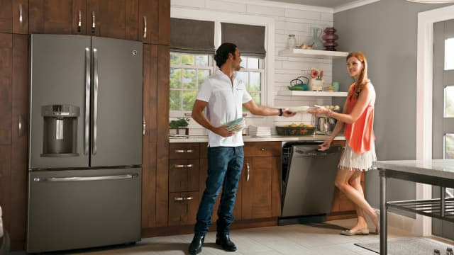 UPS vs. Whirlpool: 2 High-Yield Stocks That Crashed, but Only one Is a Buy