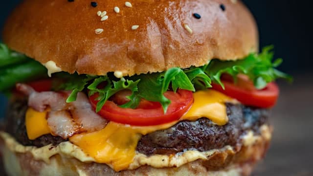 Jack In The Box Stock Dumps After Q4 Earnings Miss