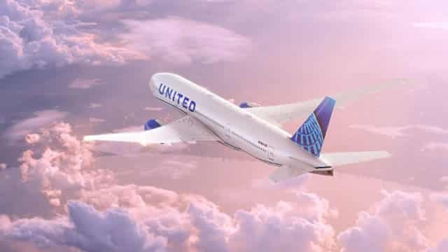 Is United Airlines Stock a Buy Post Q3 Earnings & Revenue Beat?