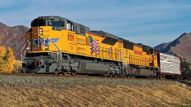 2 Railroad Stocks to Watch From the Challenging Industry