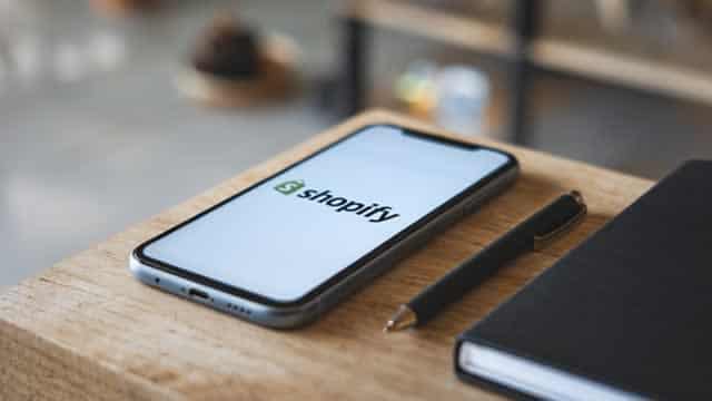 Shopify Debuts AI-Powered Store Builder for Merchants