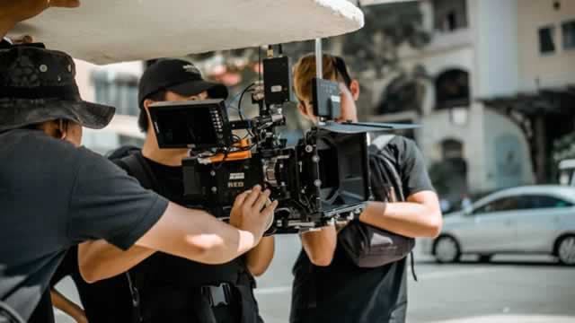 Is making ‘Rush Hour 4' Trump's latest executive order? Paramount looks to be onboard.