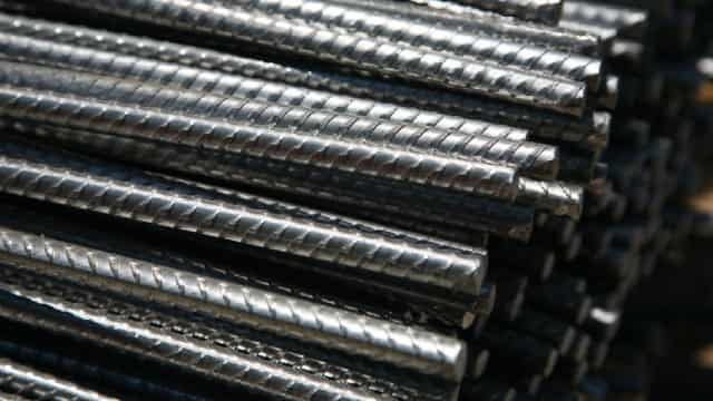 Louisiana-Pacific (LPX) Stock Slides as Market Rises: Facts to Know Before You Trade