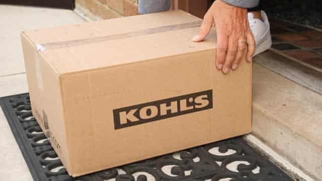 Kohl's Corporation: How Safe Is This 13.2% Yield?