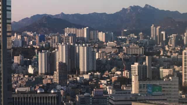 South Korea's Markets Are Stable, Says Finance Minister