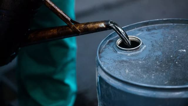 Valero Energy (VLO) Stock Dips While Market Gains: Key Facts