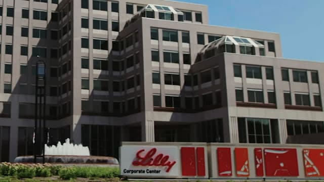 This Unstoppable Healthcare Stock Just Made a Move in AI: Time to Buy?