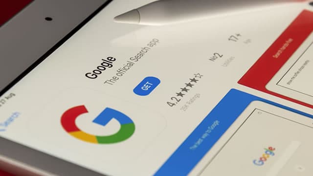 Alphabet Gains Momentum as Sentiment on Wall Street Improves