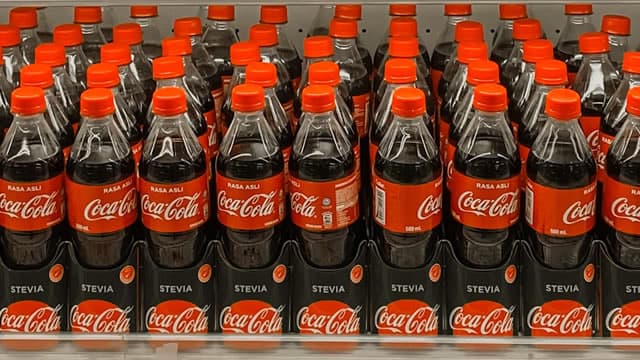 Corn Crash Or Sugar Rush? ETFs React To Trump's Sweet Talk On Coca-Cola