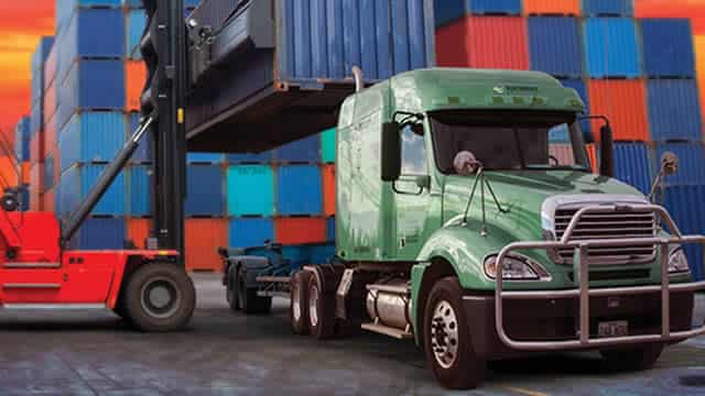 Oshkosh (OSK) Lags Q1 Earnings and Revenue Estimates