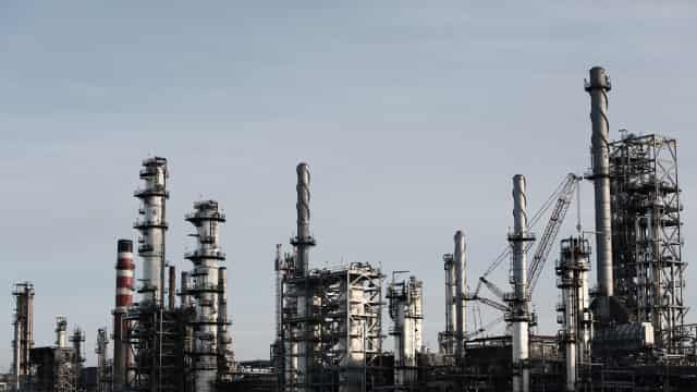 Diversified Energy Company PLC (DEC) Rises Yet Lags Behind Market: Some Facts Worth Knowing