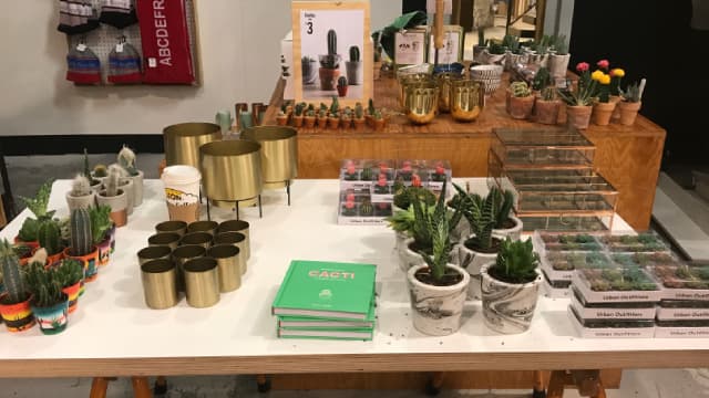 Here's Why Crown Holdings (CCK) is a Strong Momentum Stock