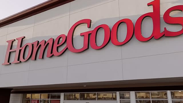 TJX (TJX) Stock Declines While Market Improves: Some Information for Investors