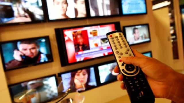 Roku Introduces New Device Line-Up: Buy, Sell or Hold the Stock?