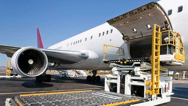AerCap (AER) Q2 Earnings Surpass Estimates