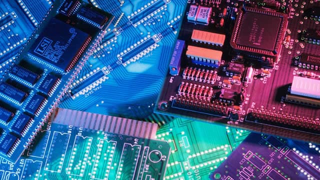 Will These 4 Semiconductor Stocks Beat Forecasts in Q3 Earnings?