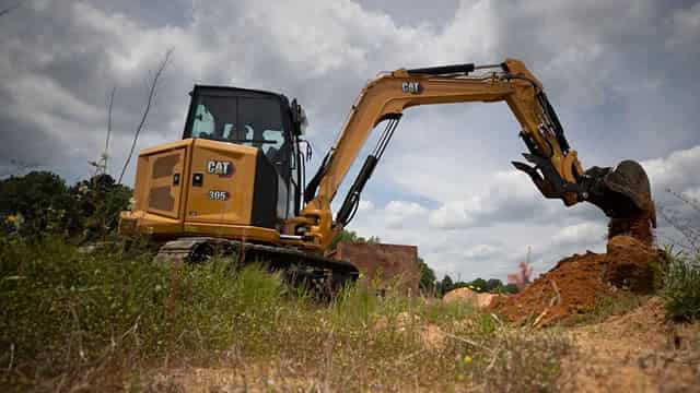 Caterpillar says tariffs could lead to up to $350 million in short-term costs