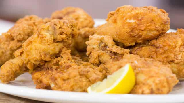 Analysts Estimate Wingstop (WING) to Report a Decline in Earnings: What to Look Out for